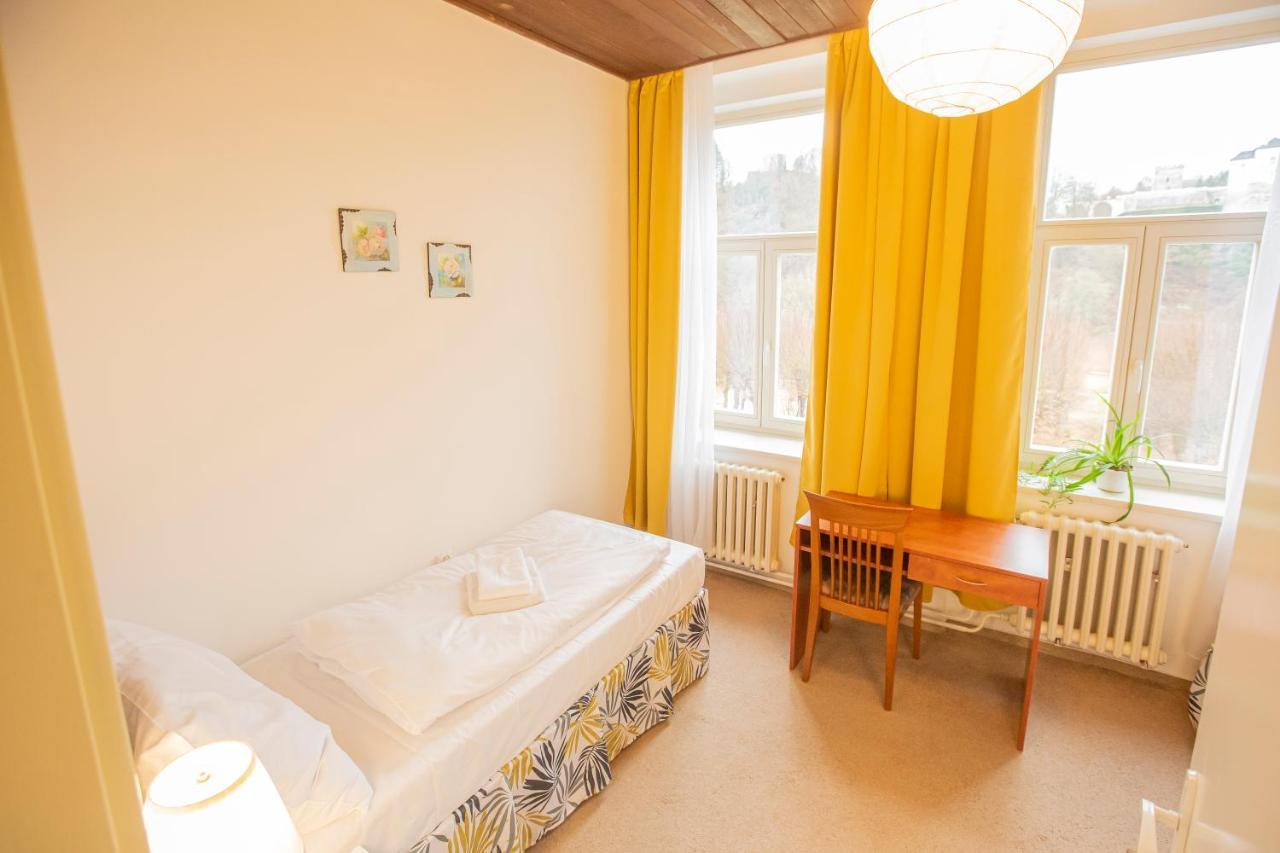 Pension V Parku Cesky Sternberk Extérieur photo