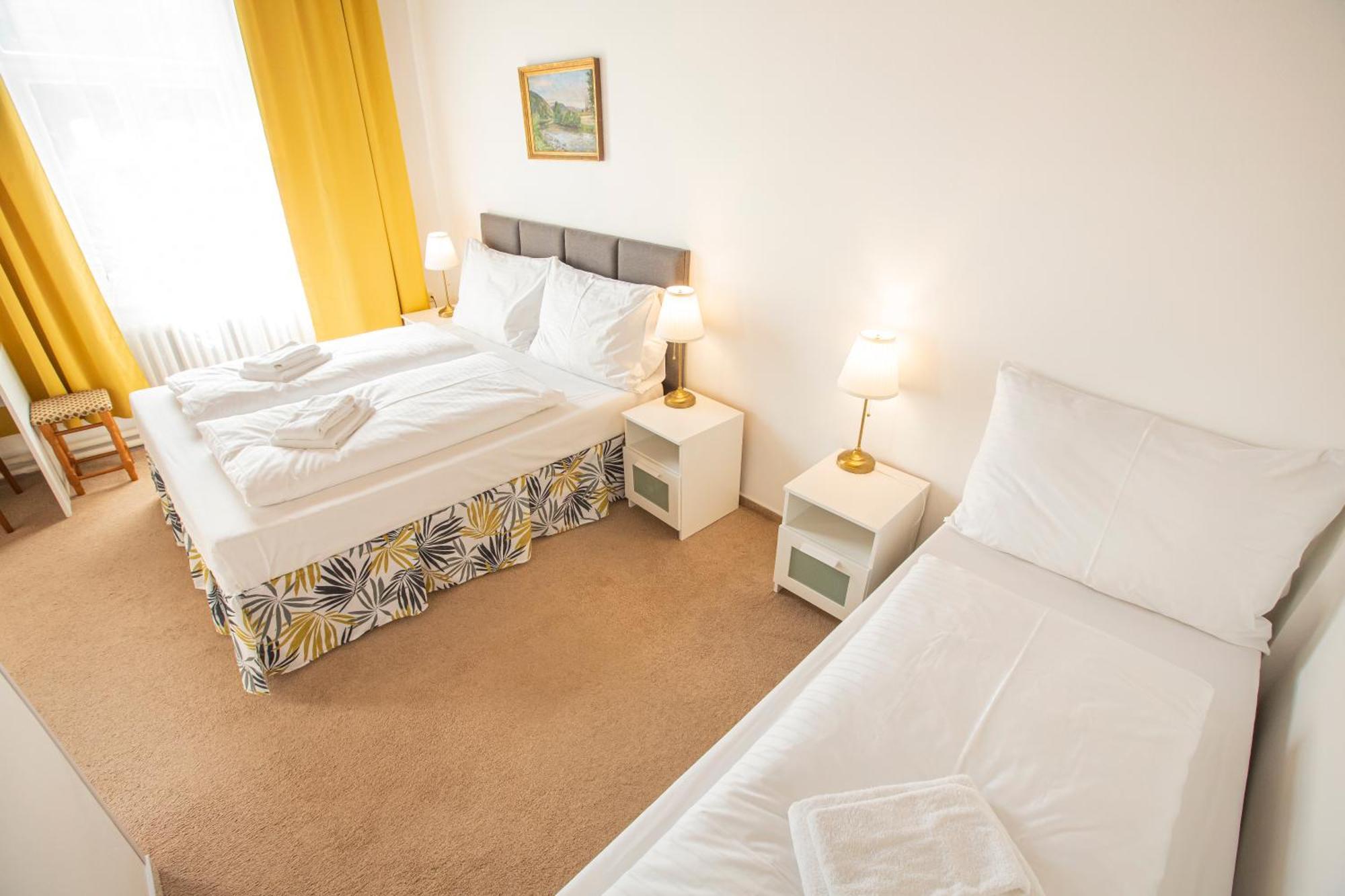 Pension V Parku Cesky Sternberk Chambre photo